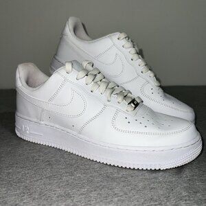 Nike Air Force 1 '07 Women’s Size 9.5 Shoes White DD8959-100